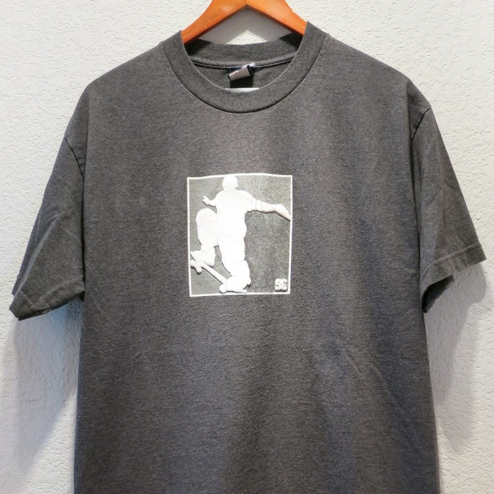 DC Vintage Skate T-Shirt, Large, Gray